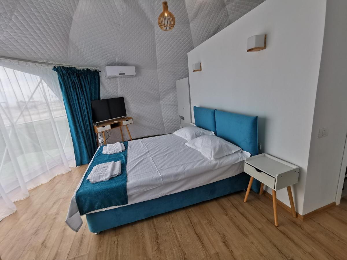 Garden View Igloo — colț de relaxare
